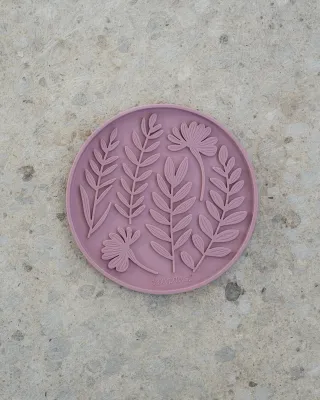 DEXYPAWS - Blush Pink Garden Enrichment Lick Mat