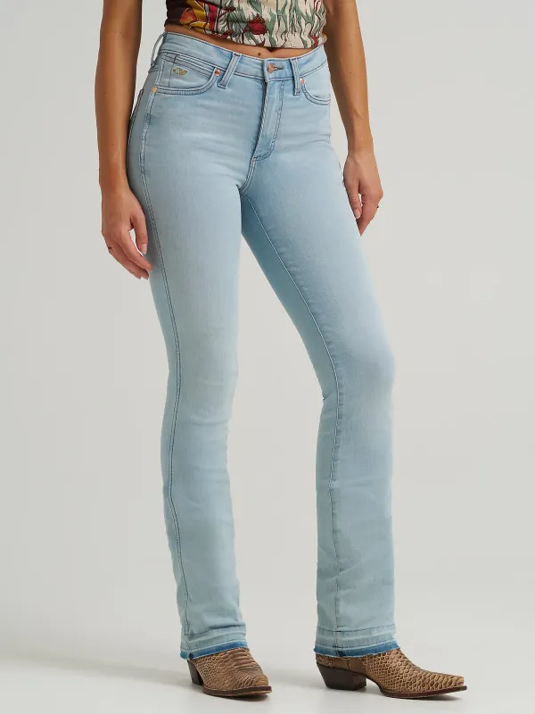 WRANGLER - Lainey Wilson Raw Hem Boot Huggers Bleach Wash Jean