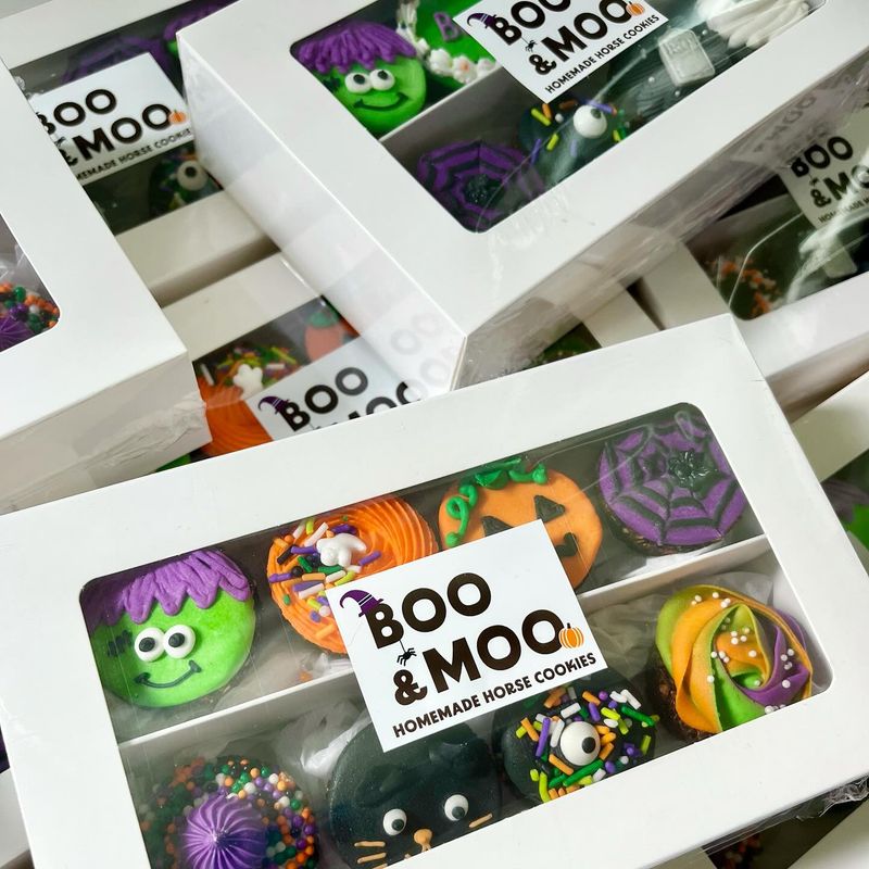 BOO &amp; MOO - 8Pack Halloween Horse Cookies with Icing