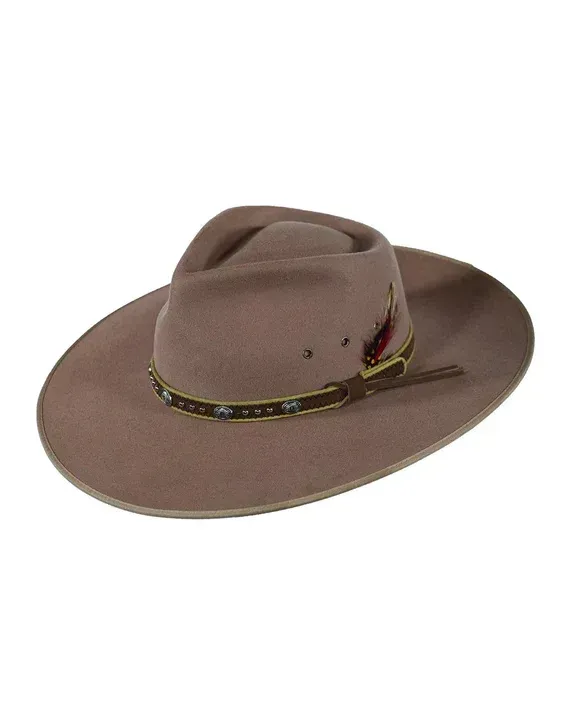 OUTBACK - Chapeau Swan