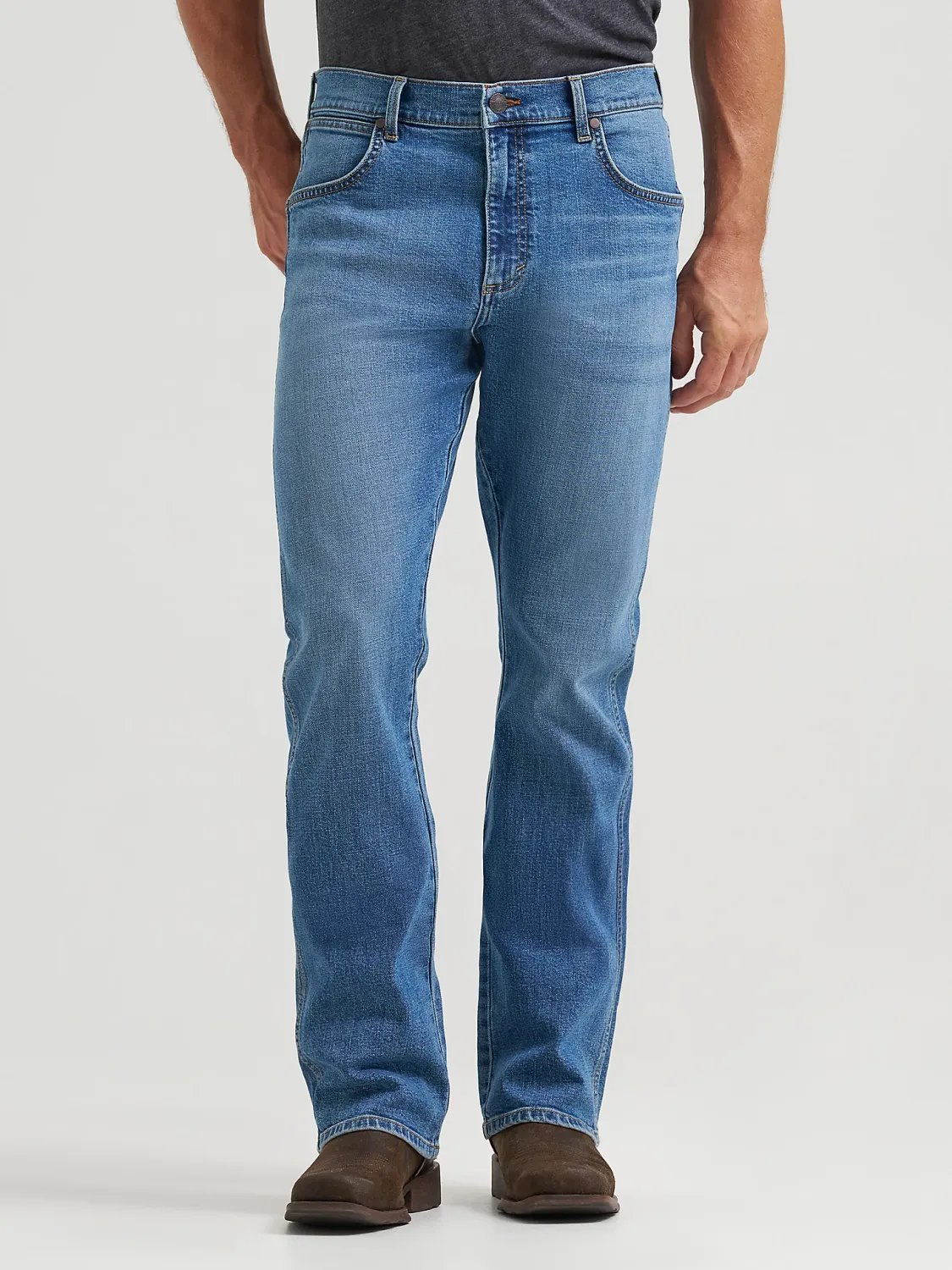 WRANGLER - Evans Retro Relaxed Fit BootCut Jean