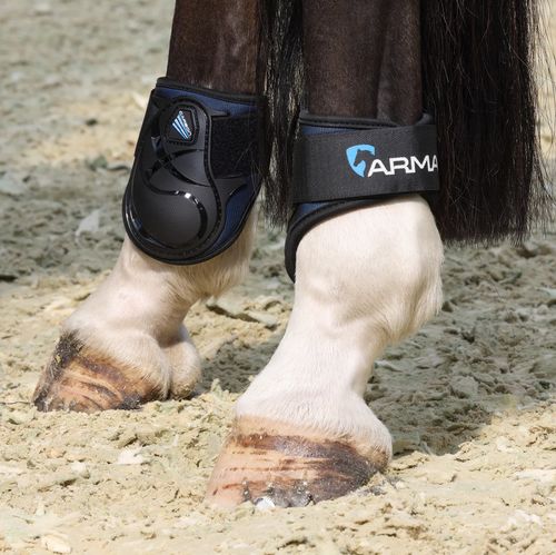 ARMA - Carbon fetlock boots