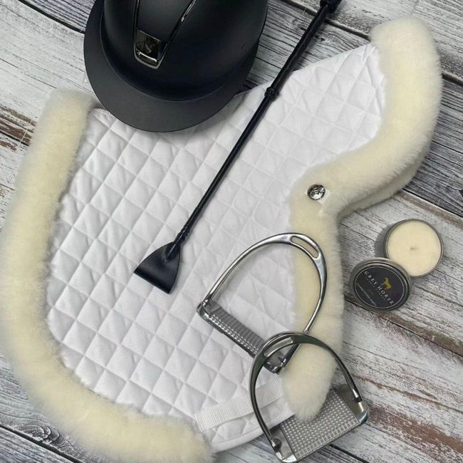 OGILVY EQUESTRIAN - Classic Hunter Sheepskin Pad, Size: Régulier (17-17.5)