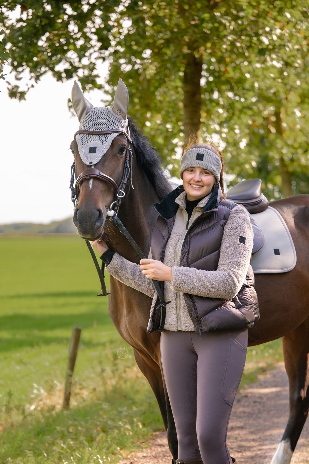 BR EQUESTRIAN - Ear Bonnet Joel Moon Rock