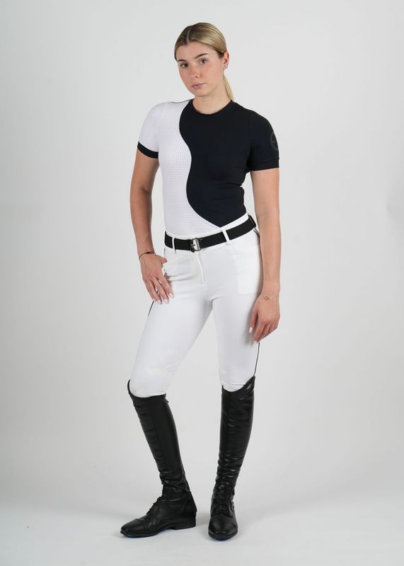 Front view mannequin wearing the black and white Lenna short-sleeved top