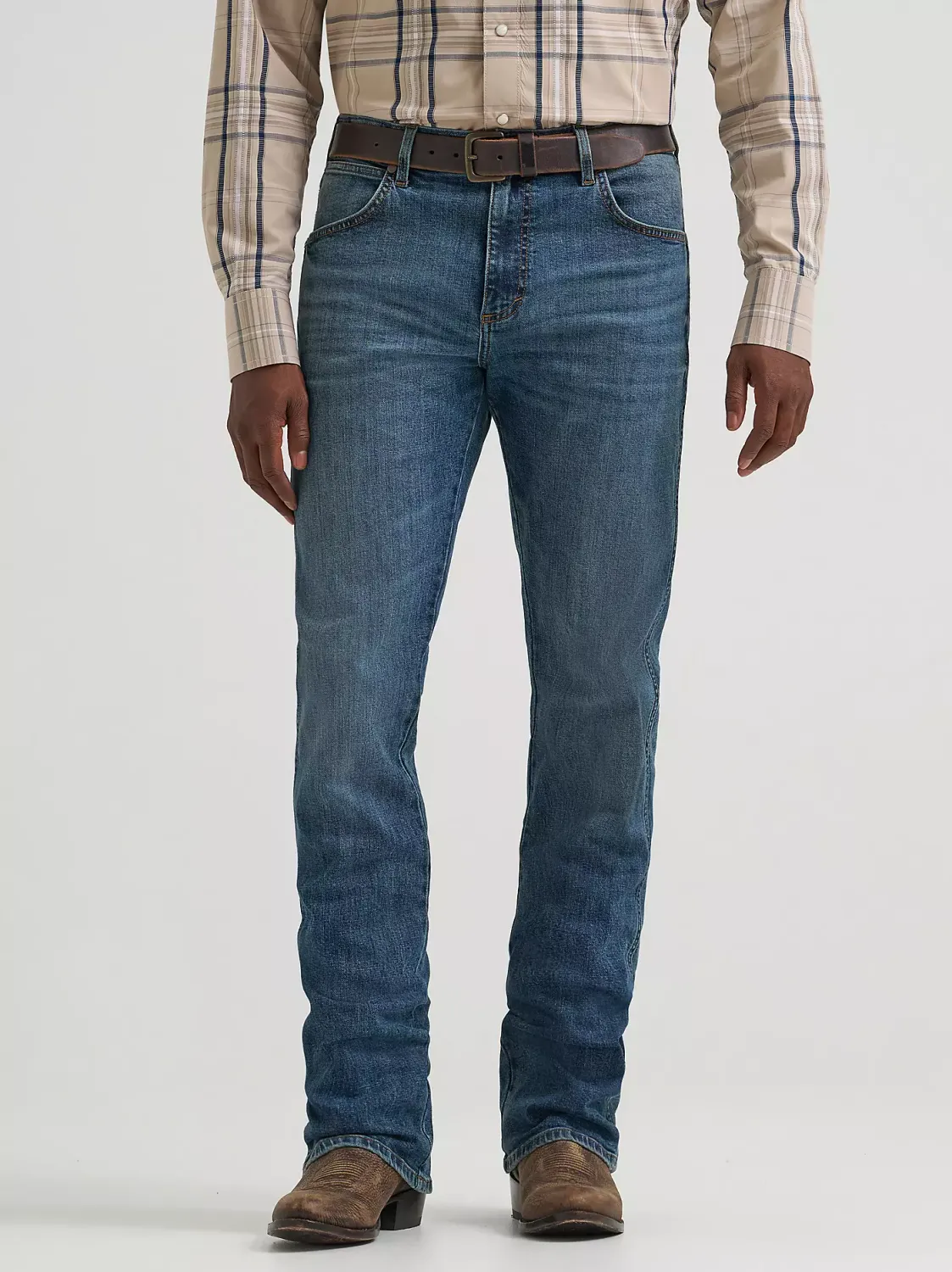 WRANGLER - Henry Retro Slim Fit BootCut Jean