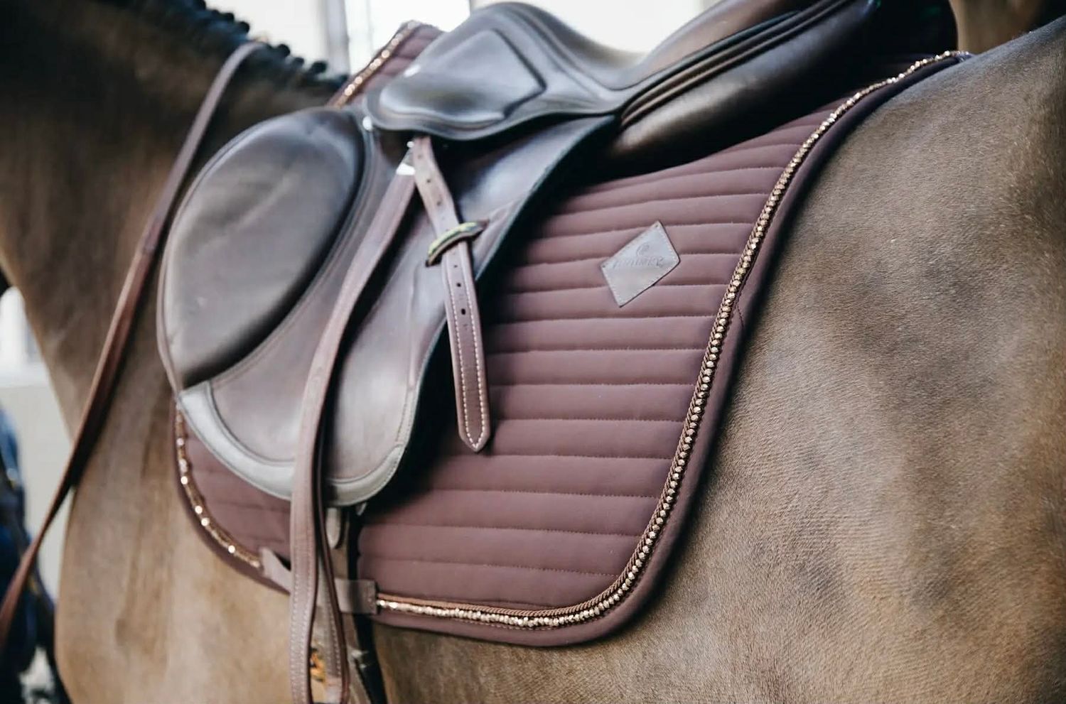 KENTUCKY HORSEWEAR - Saddle Pad Pearls Jumping Brown Edition