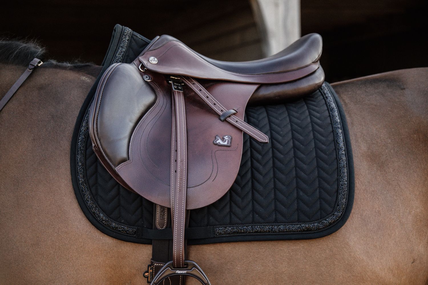 KENTUCKY HORSEWEAR - Saddle Pad Glitter Stone Jumping Black