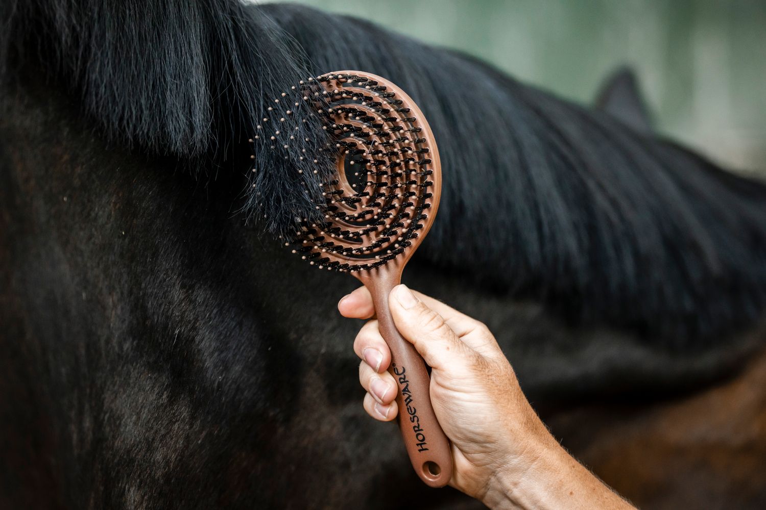 HORSEWARE - Mane &amp; Tail Brush Wood Effect