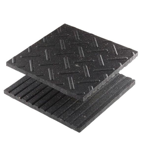 ROYAL MAT - Horse Mat (ErgoBridge), Size: 4' x 6' (Unité)