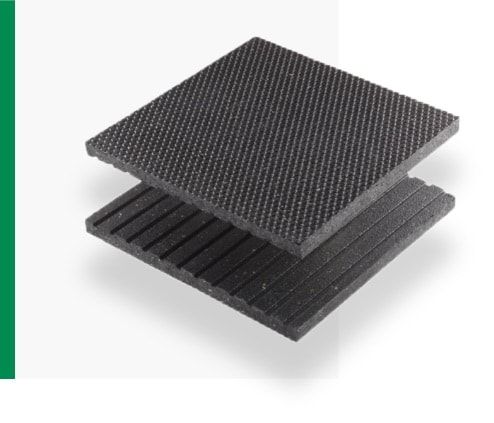 TAP MAT - 3/4-inch Bee-Patterned Rubber Mat for Horses