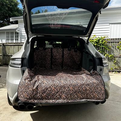 PABLO &amp; CO - Leopard Deluxe Car Boot Cover