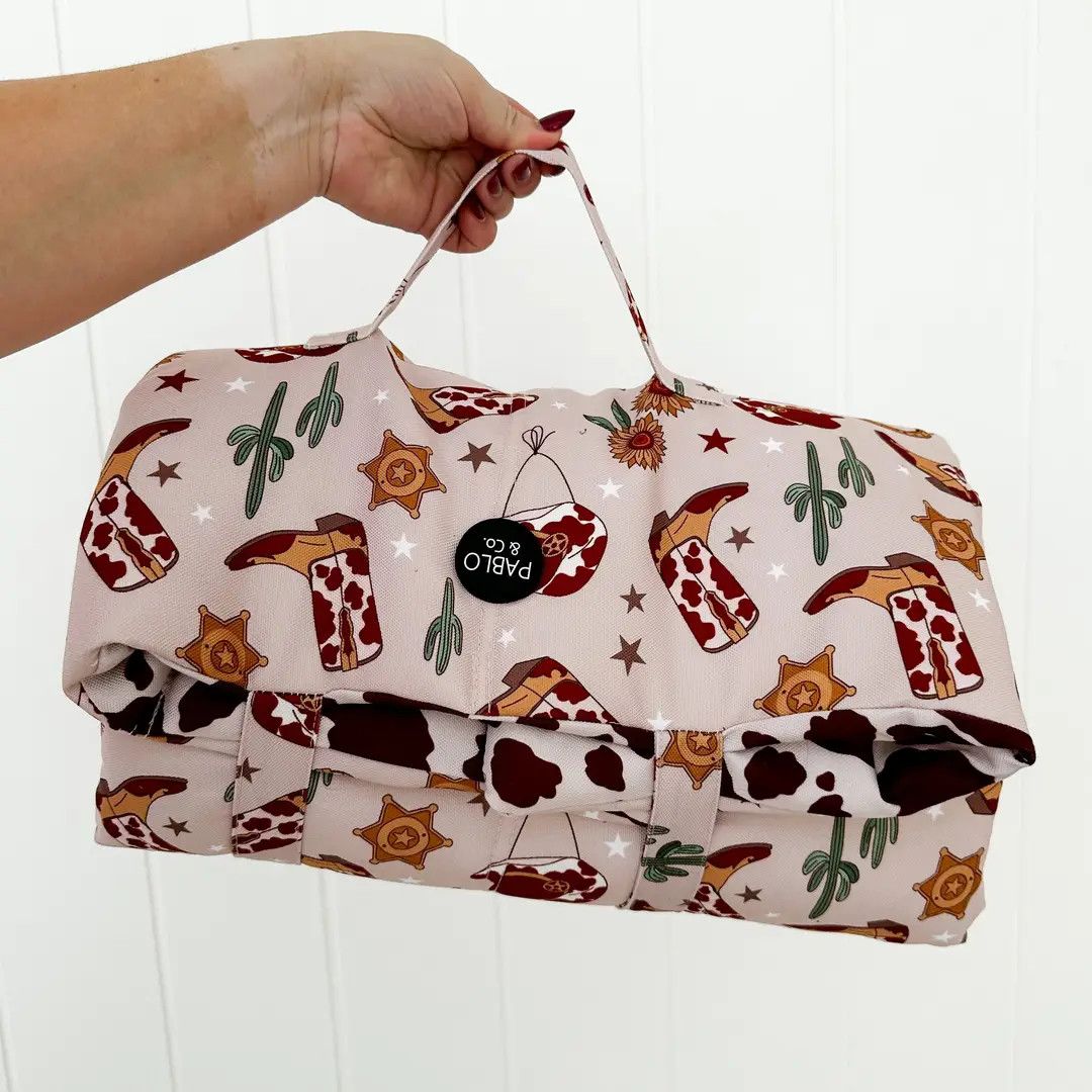 PABLO &amp; CO - Howdy / Rodeo Deluxe Travel Mat, Size: 90cm x 100cm