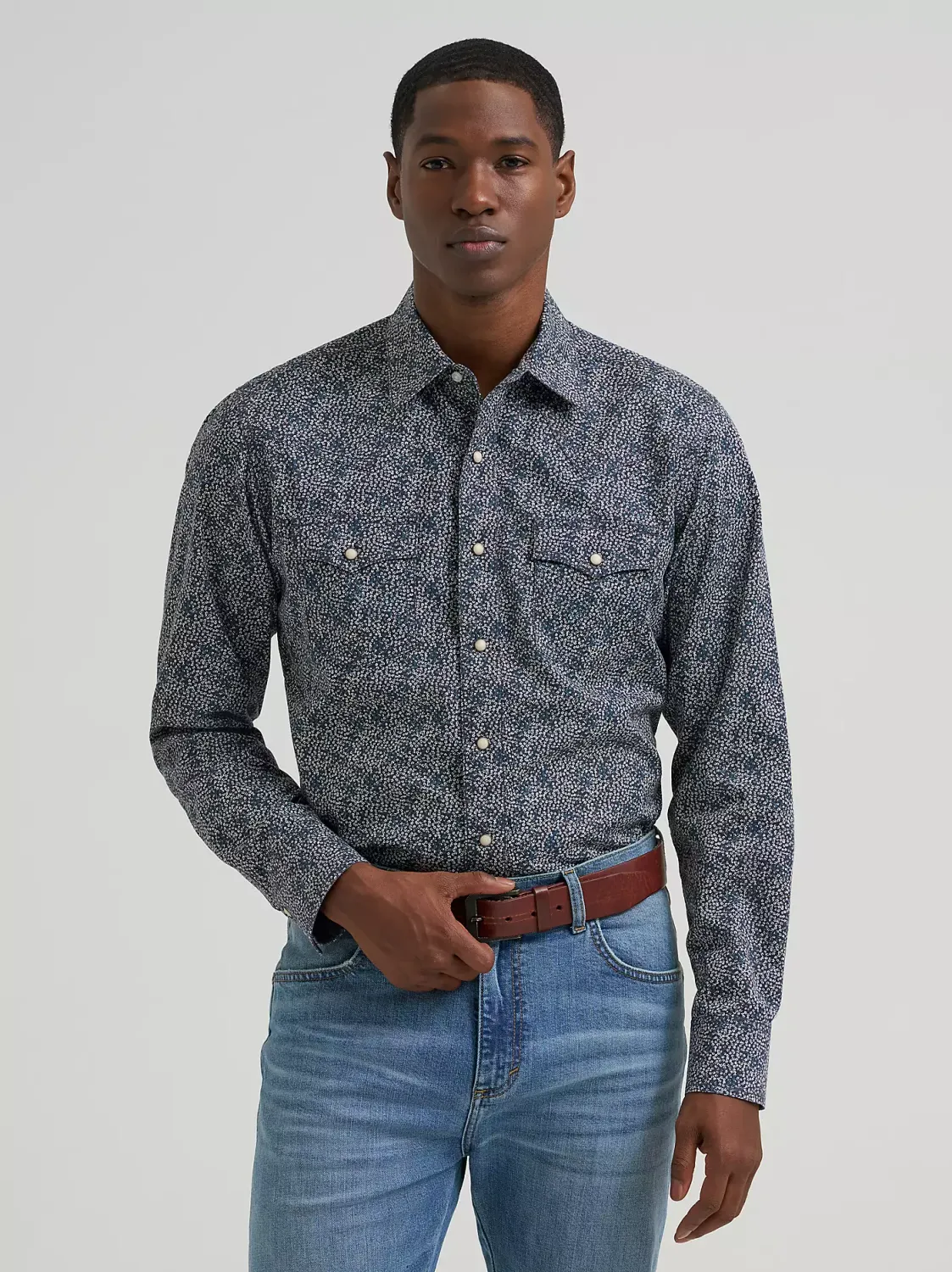 WRANGLER - Retro Premium Long Sleeve Western Snap Scatter Navy Printed Shirt