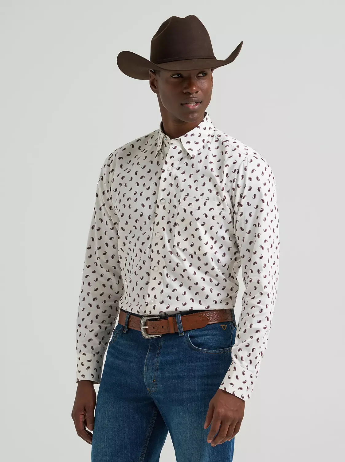 WRANGLER - Cody Johnson One Pocket Button Down Shirt Wine Paisley