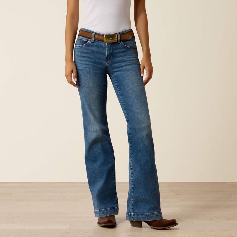ARIAT - Perfect Rise Sky Valley Revel Vilma UltraStretch BootCut Jeans