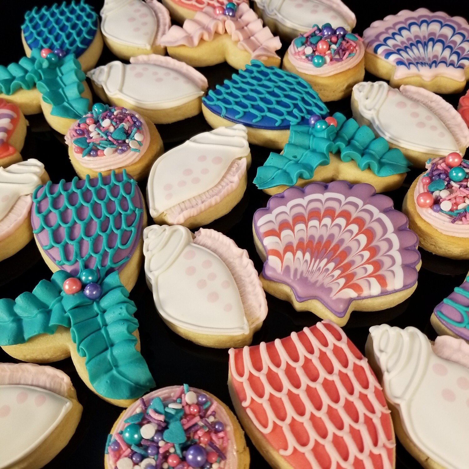 'Mermaid Tails and Shells Decorating Workshop - FRIDAY, JUNE 5th at 6:30 p.m. (THE COOKIE DECORATING STUDIO)