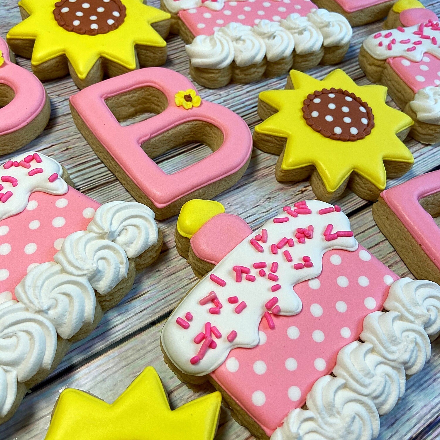 CUSTOM HAND DECORATED COOKIES
