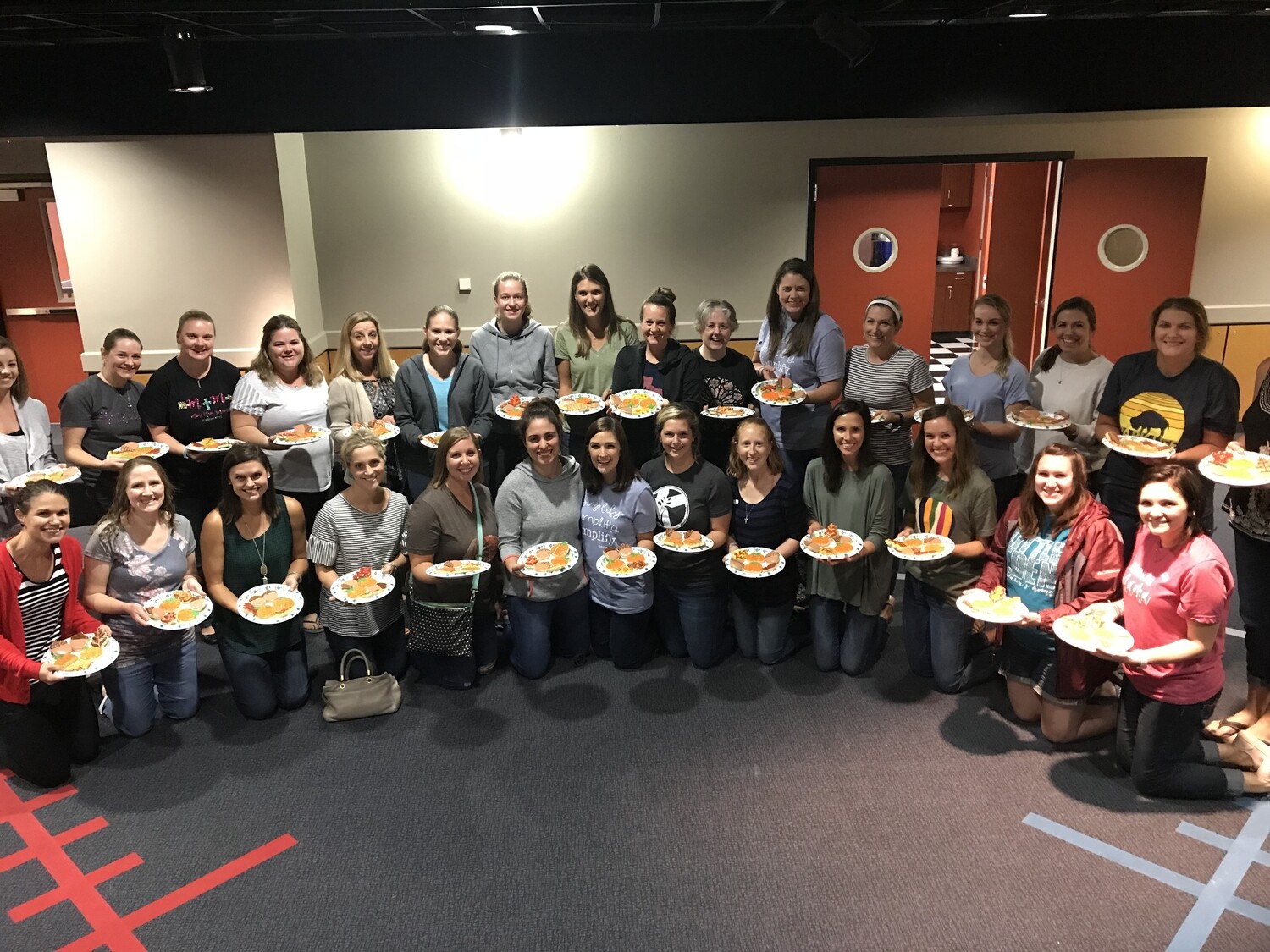 REQUEST A PRIVATE GROUP DECORATING WORKSHOP