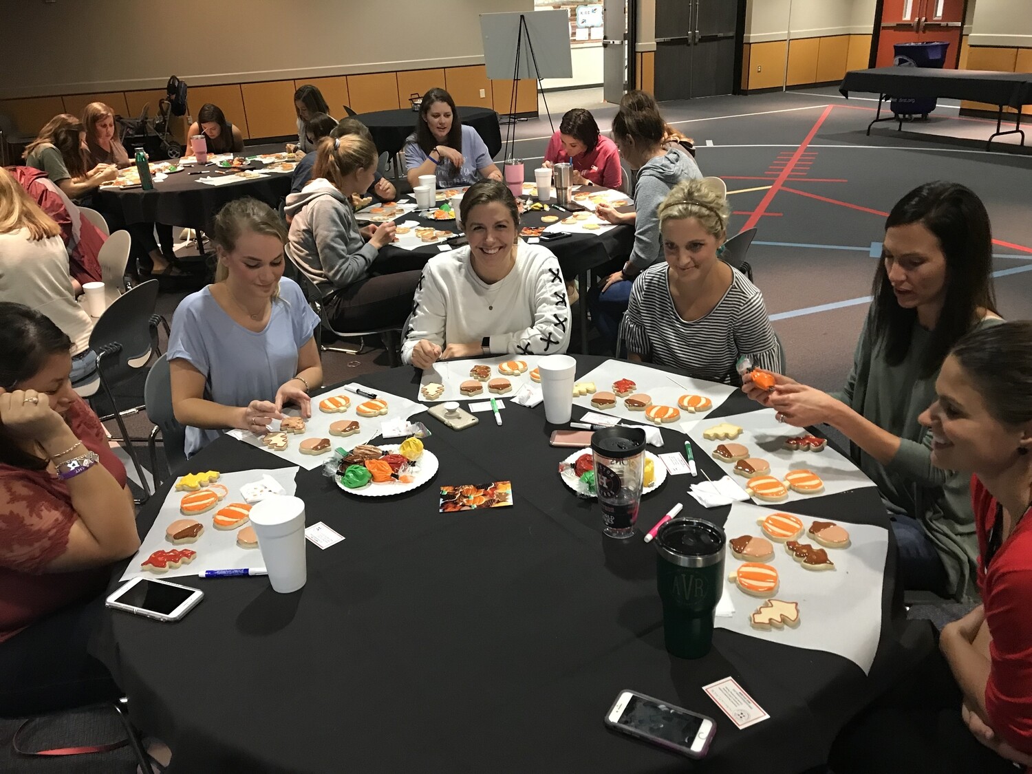 REQUEST A PRIVATE GROUP DECORATING WORKSHOP