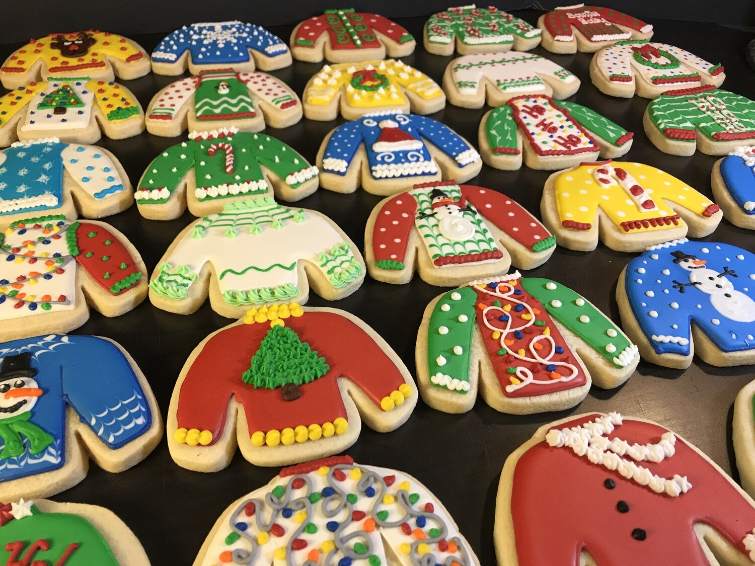 CHRISTMAS SWEATERS (Dozen) CHRISTMAS SWEATERS (Dozen)