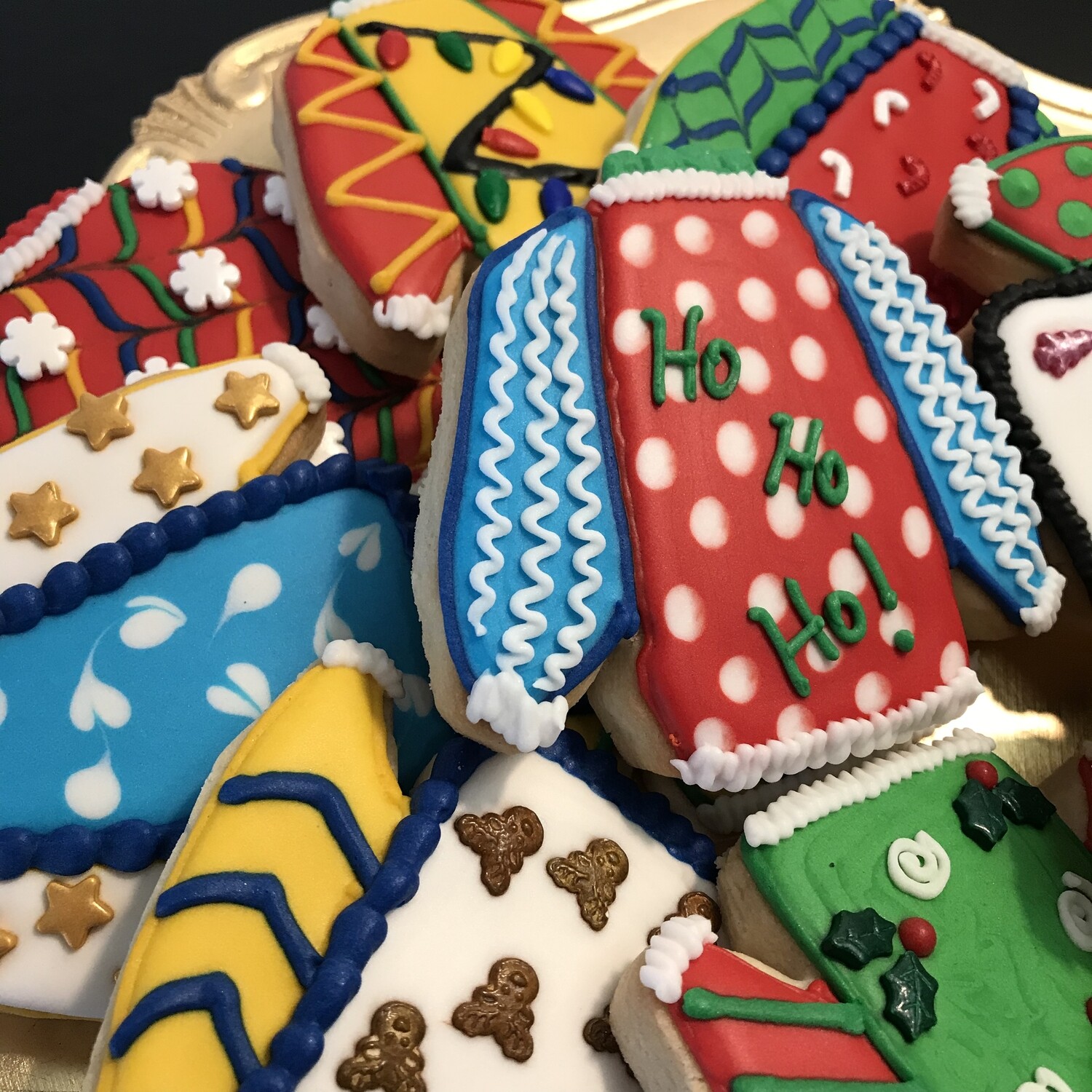 CHRISTMAS SWEATERS (Dozen) CHRISTMAS SWEATERS (Dozen)