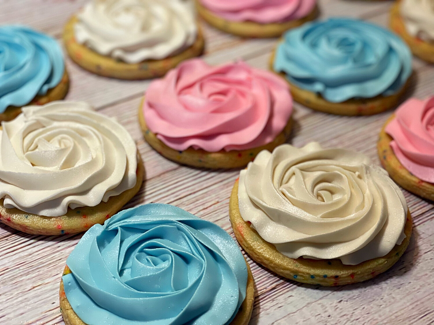 CUSTOM HAND DECORATED COOKIES