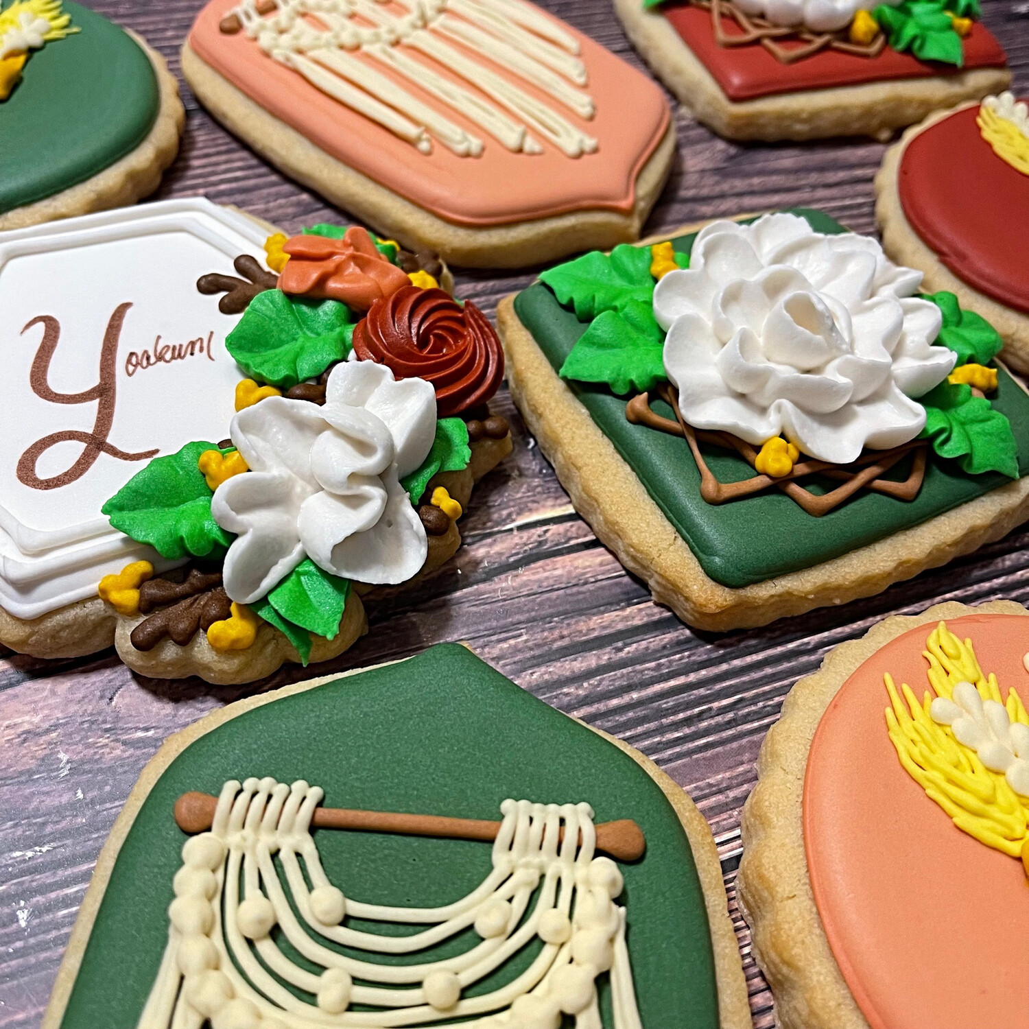 CUSTOM HAND DECORATED COOKIES