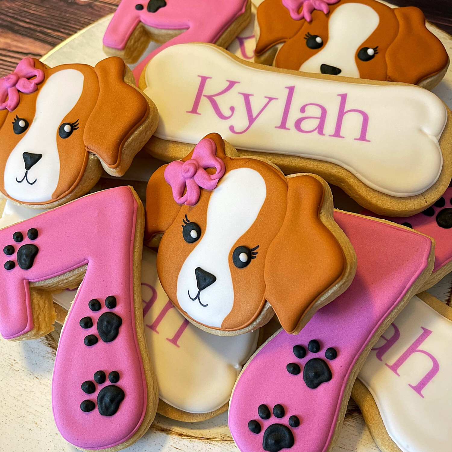 CUSTOM HAND DECORATED COOKIES
