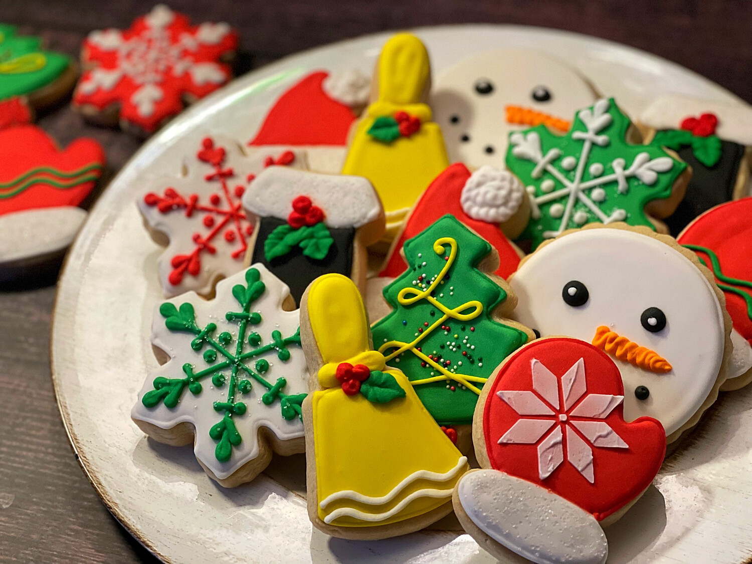 CUSTOM HAND DECORATED COOKIES