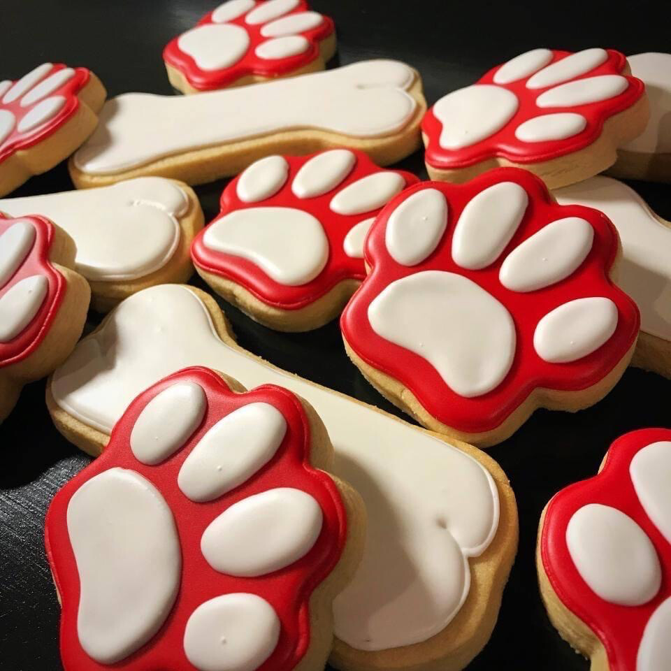 CUSTOM HAND DECORATED COOKIES