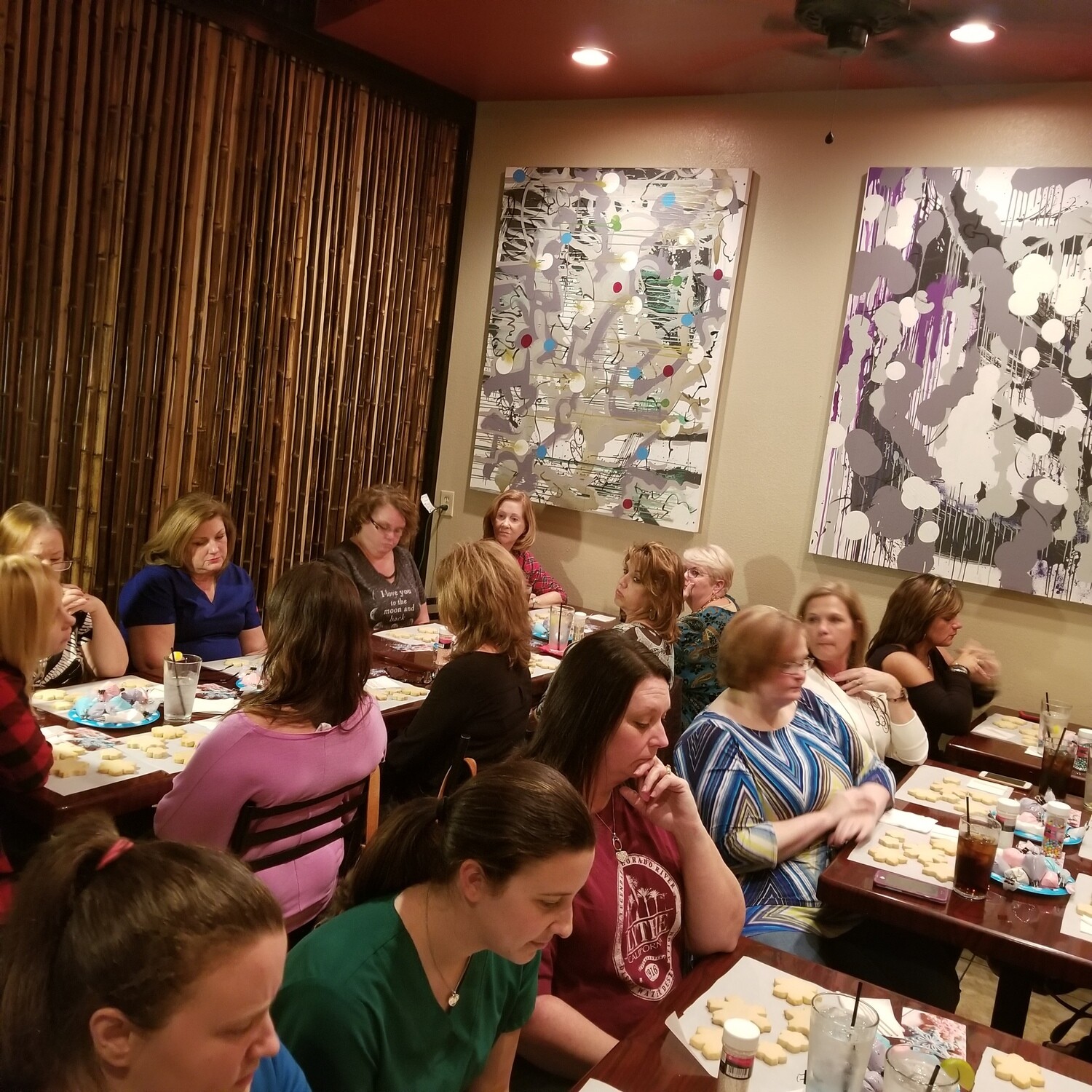 RUDOLPH Cookie Decorating Workshop - WEDNESDAY, DEC 17th at 6:30 p.m. (LINDALE)