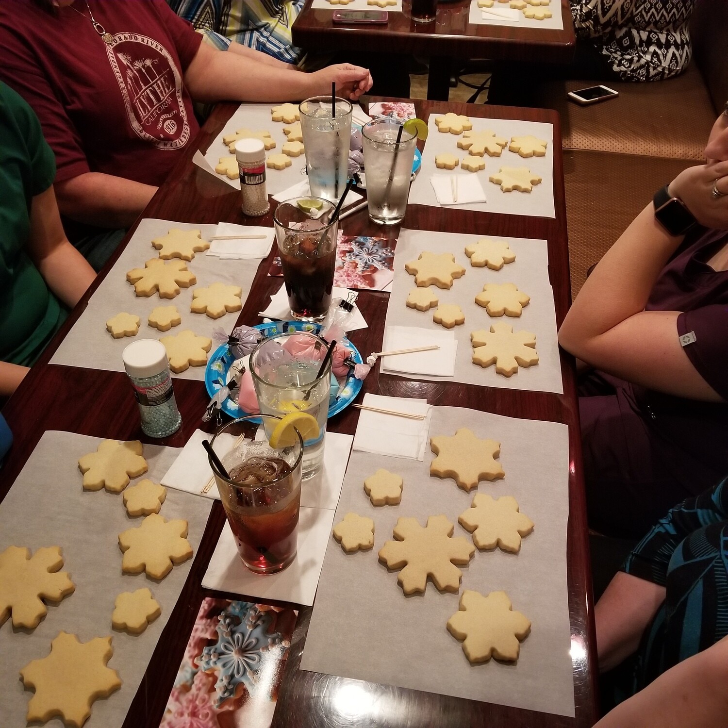 RUDOLPH Cookie Decorating Workshop - WEDNESDAY, DEC 17th at 6:30 p.m. (LINDALE)
