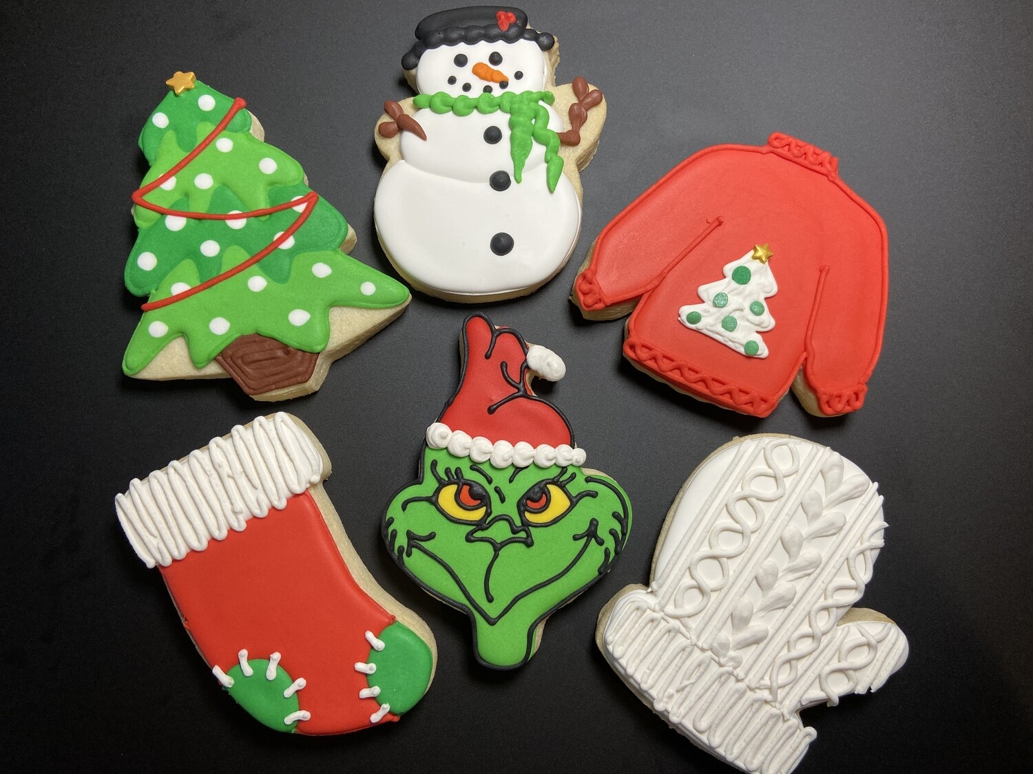 THE GRINCH (Tyler) Decorating Workshop - SATURDAY, DEC 3rd at 6:30 p.m.