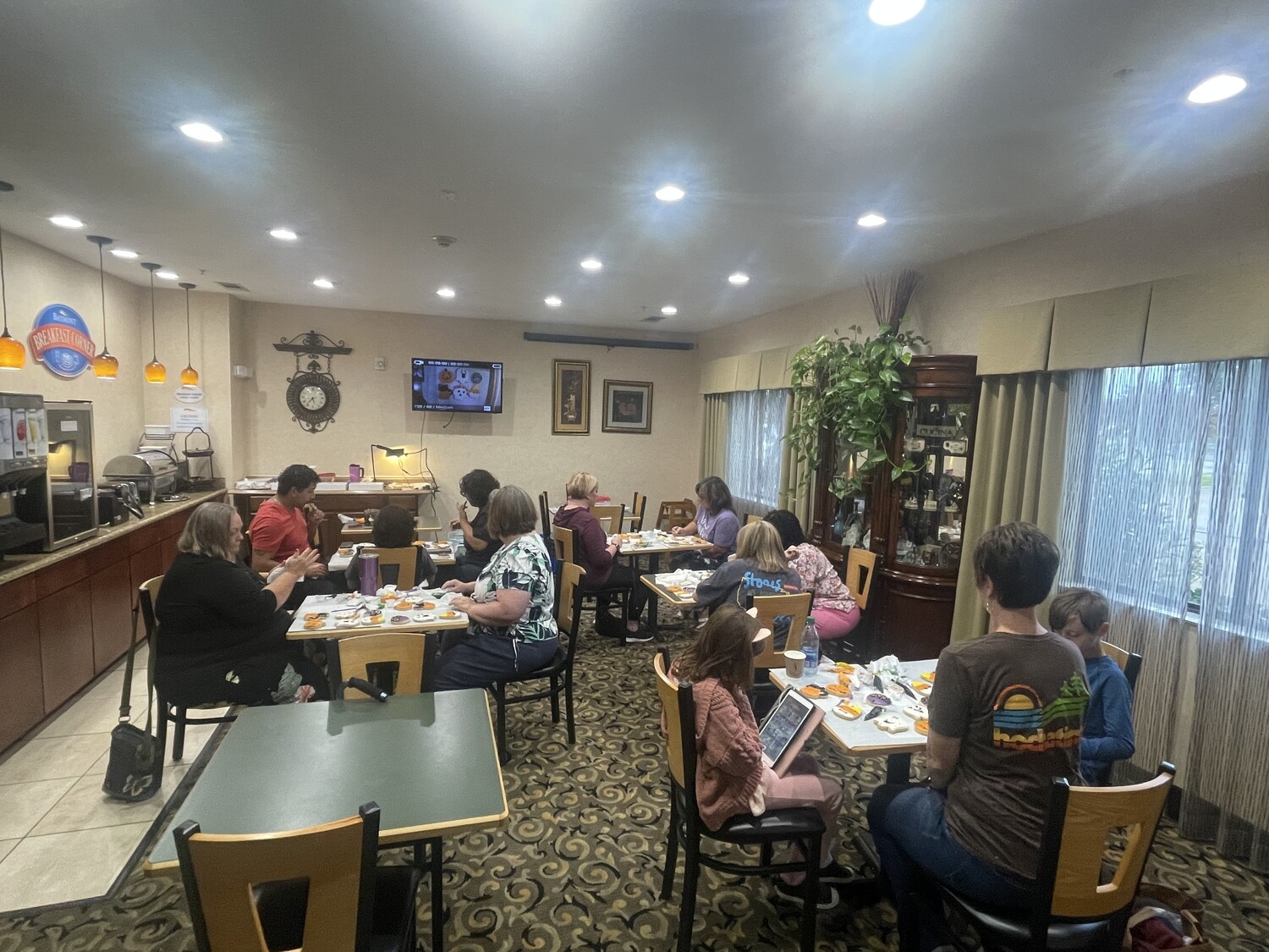 LOVELY LLAMA Cookie Decorating Workshop - SUNDAY, FEB 8th at 4 p.m. (TYLER)