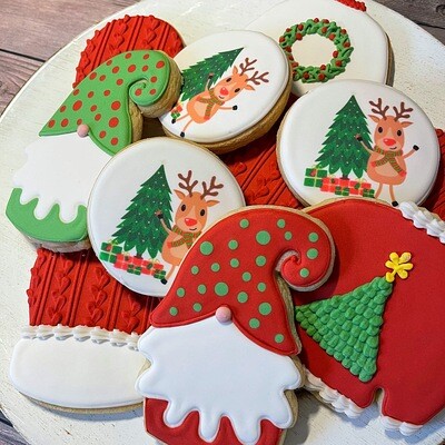 CHRISTMAS GNOMES SET (Dozen) CHRISTMAS GNOMES SET (Dozen)