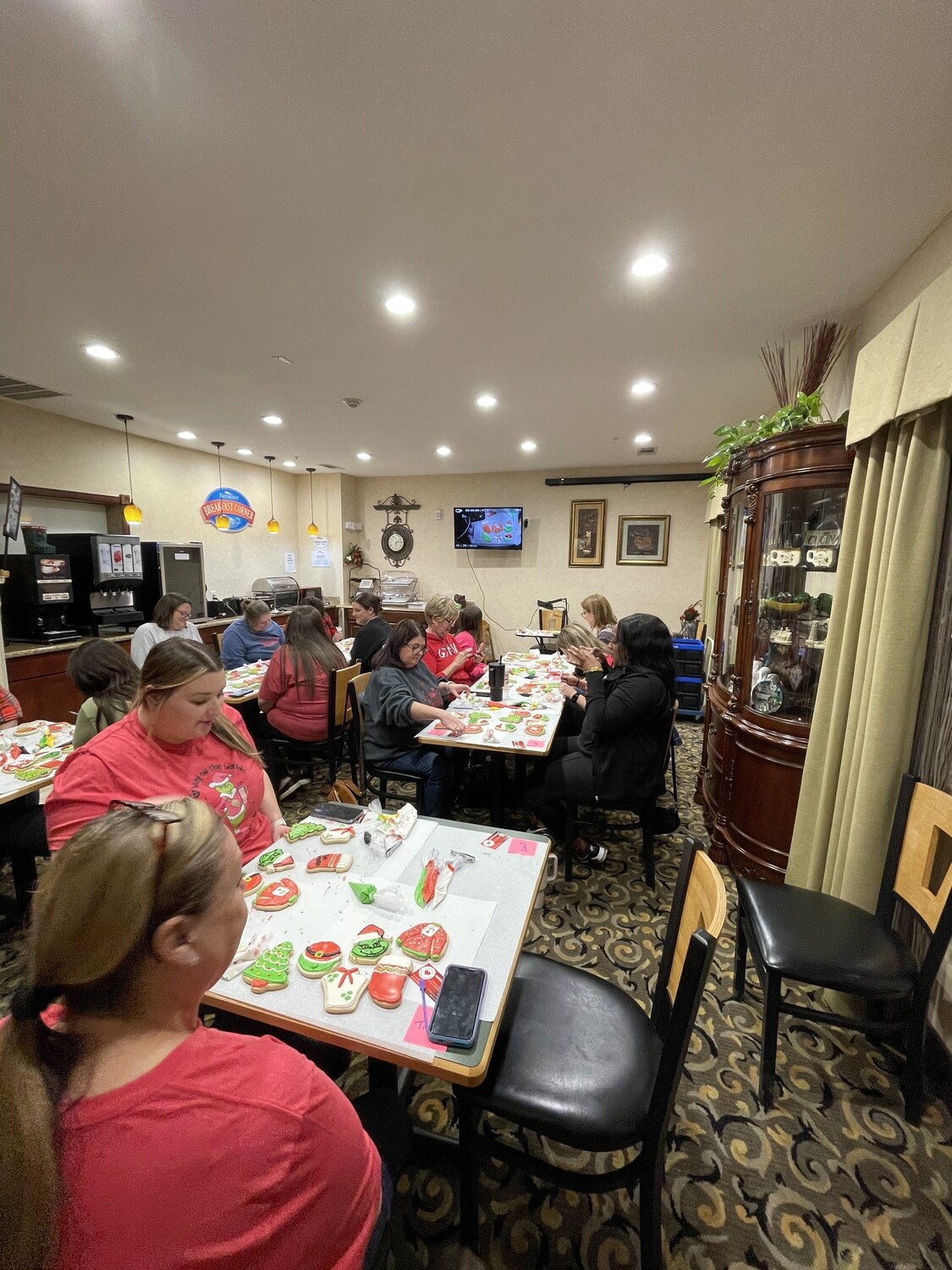 LOVELY LLAMA Cookie Decorating Workshop - SUNDAY, FEB 8th at 4 p.m. (TYLER)