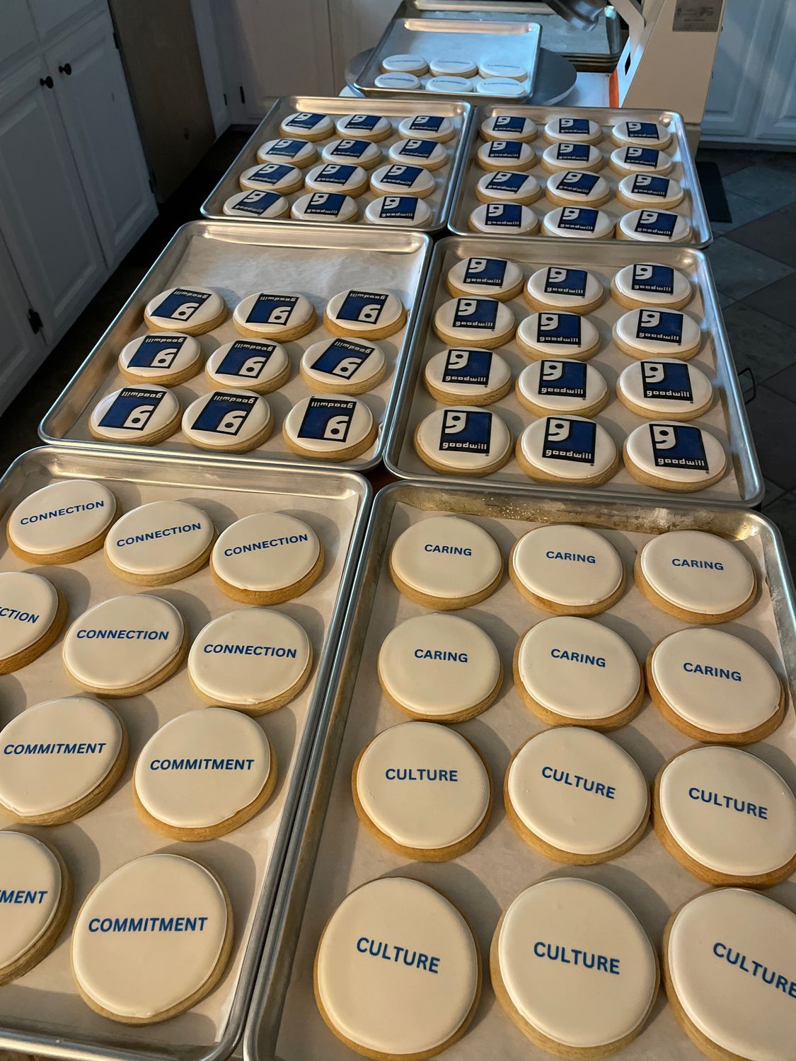 PREMIUM EDIBLE IMAGE / LOGO COOKIES (Dozen)