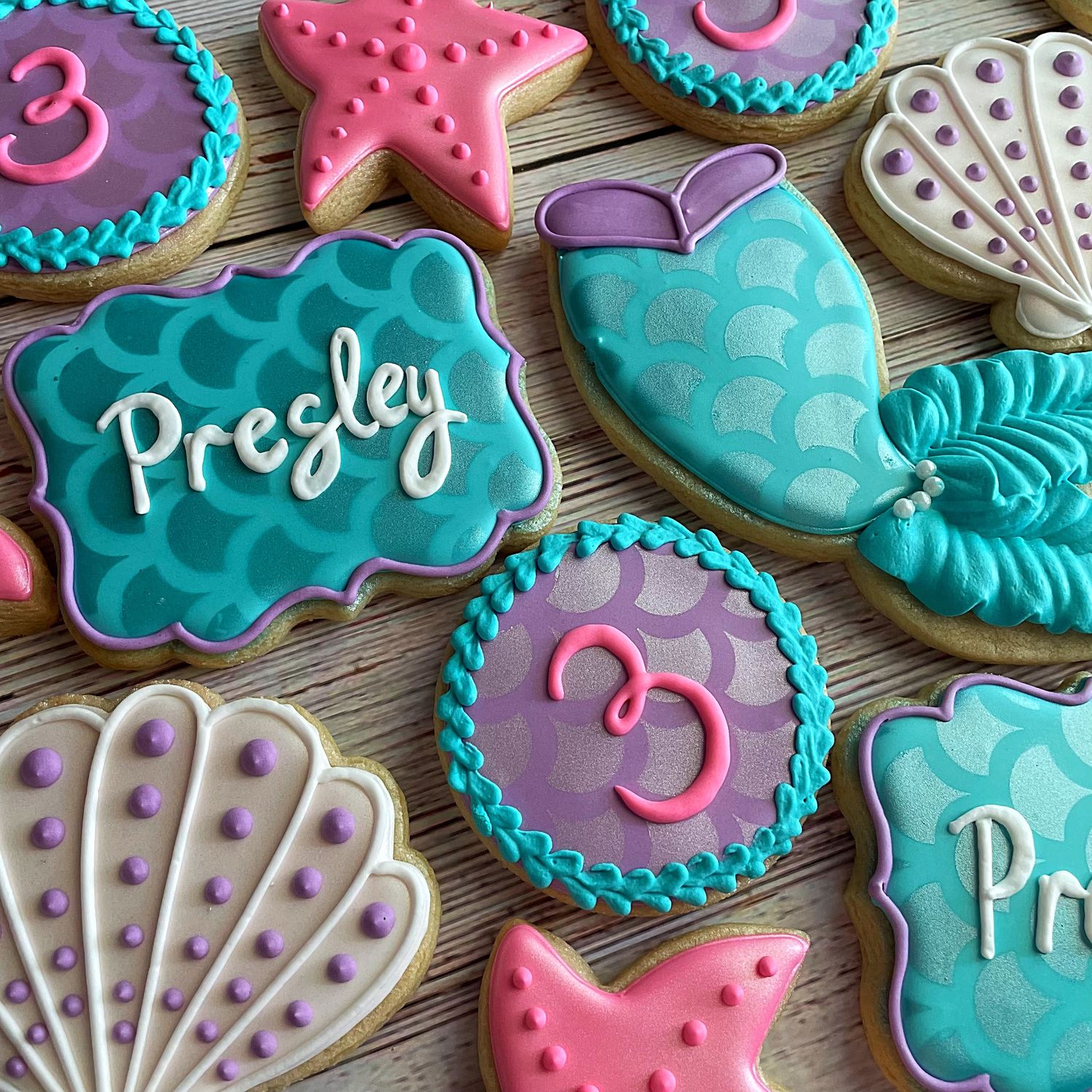 CUSTOM HAND DECORATED COOKIES