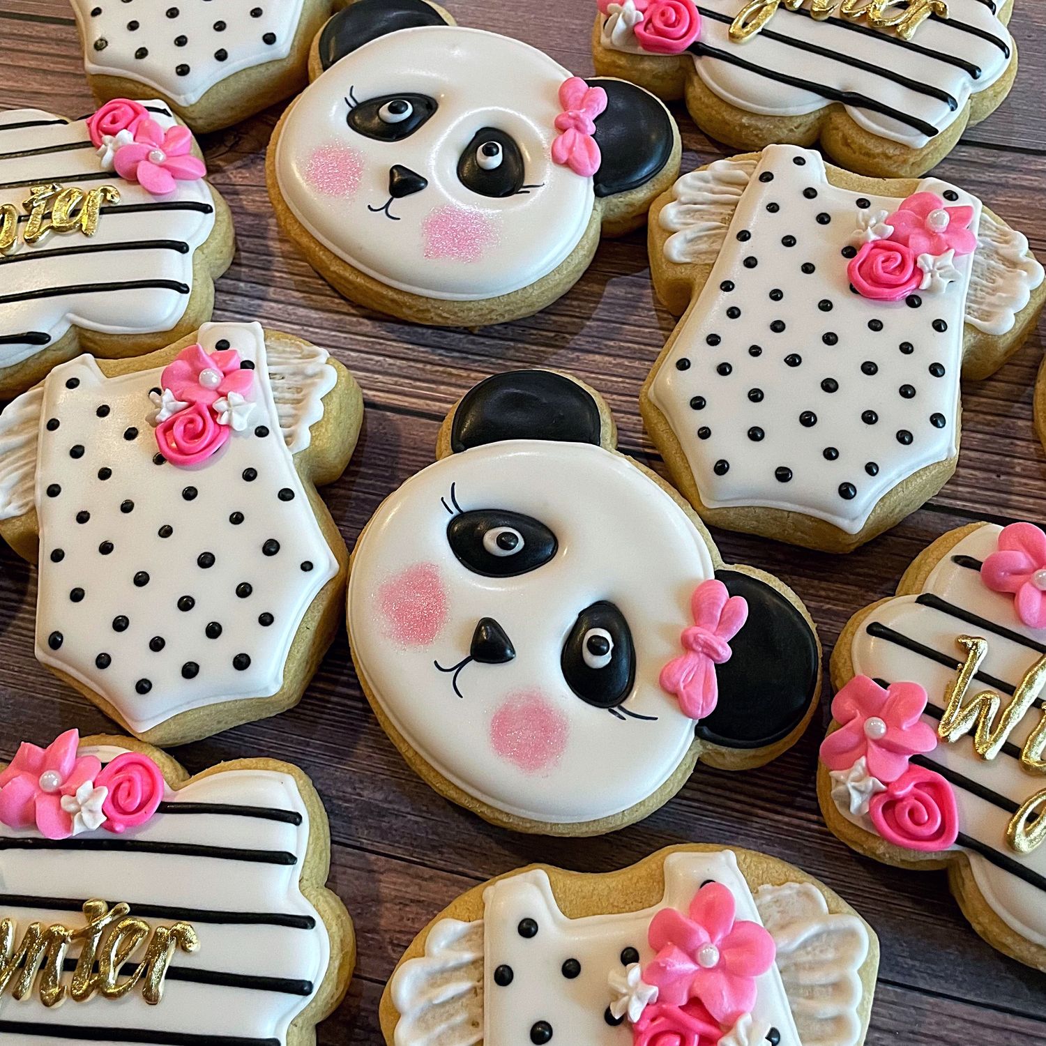 CUSTOM HAND DECORATED COOKIES