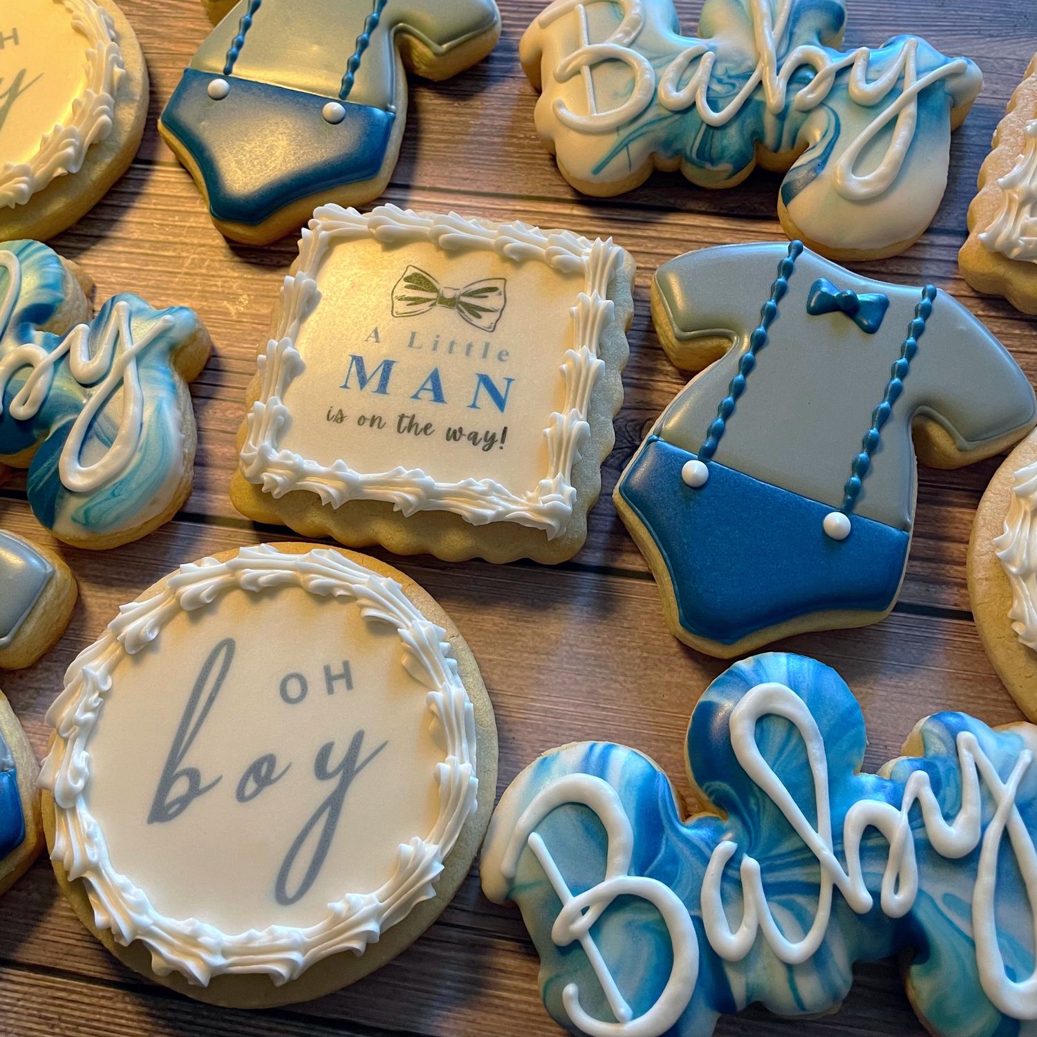 CUSTOM HAND DECORATED COOKIES
