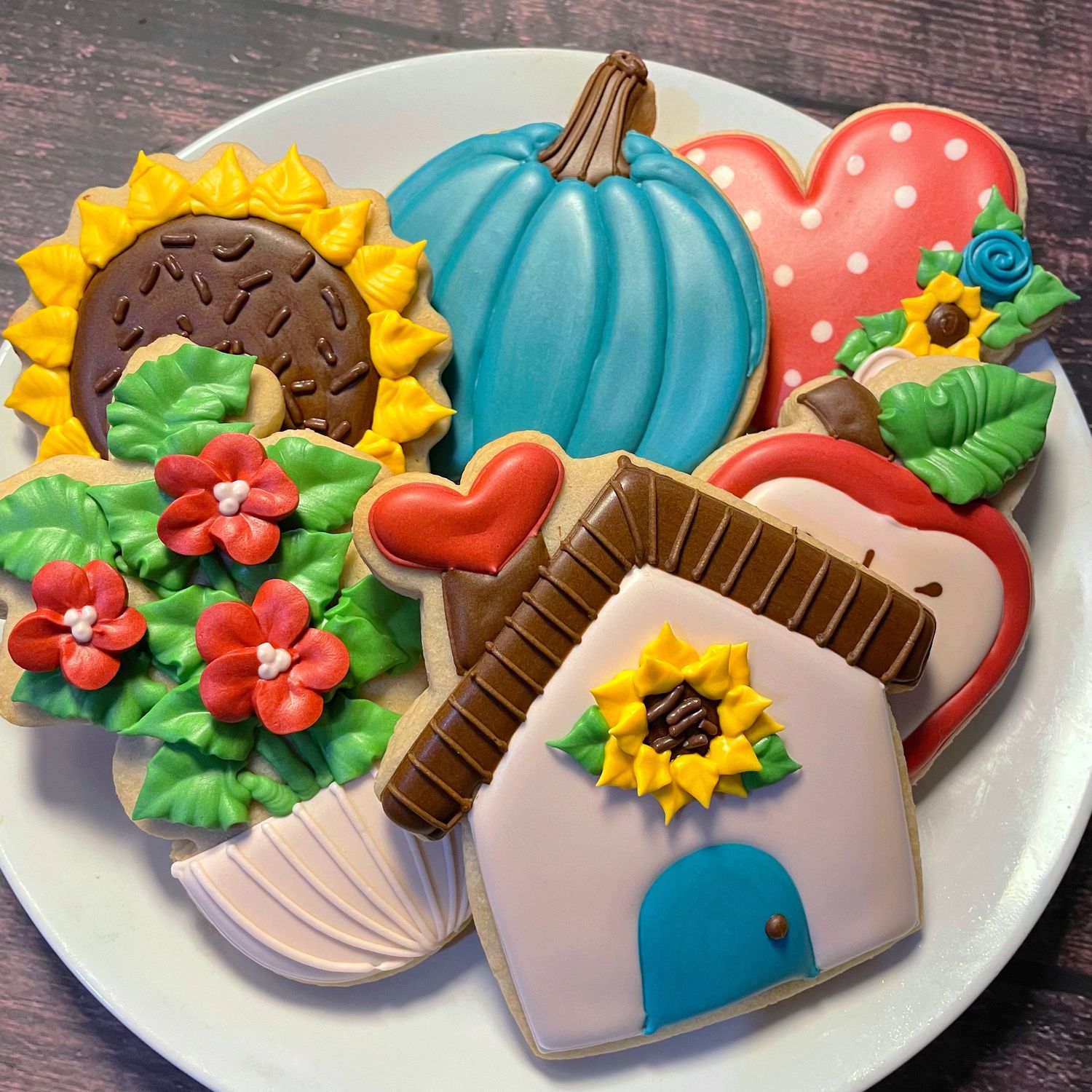 &#39;Fall in Love Decorating Kit (1 DOZEN)