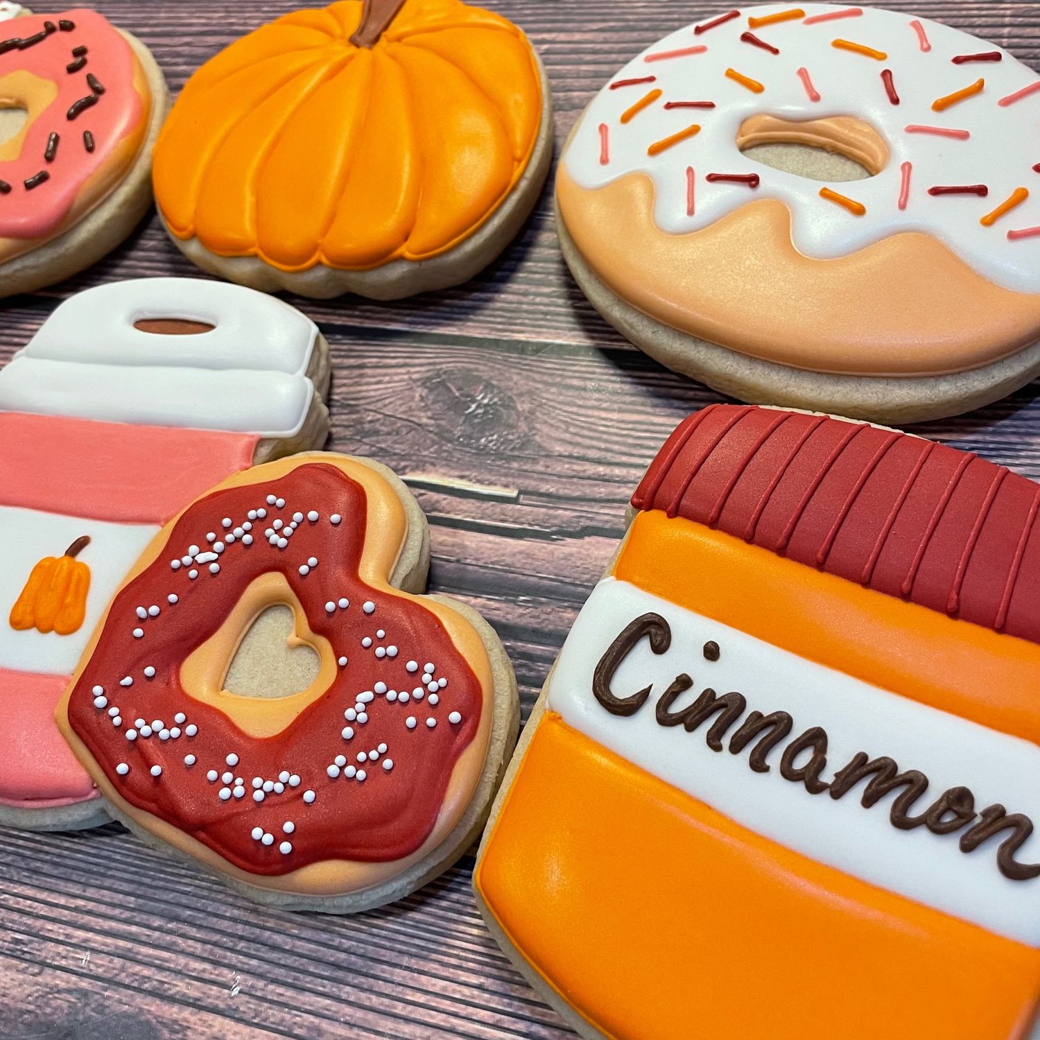 Spiced Latte and Donuts Decorating Kit (DOZEN)
