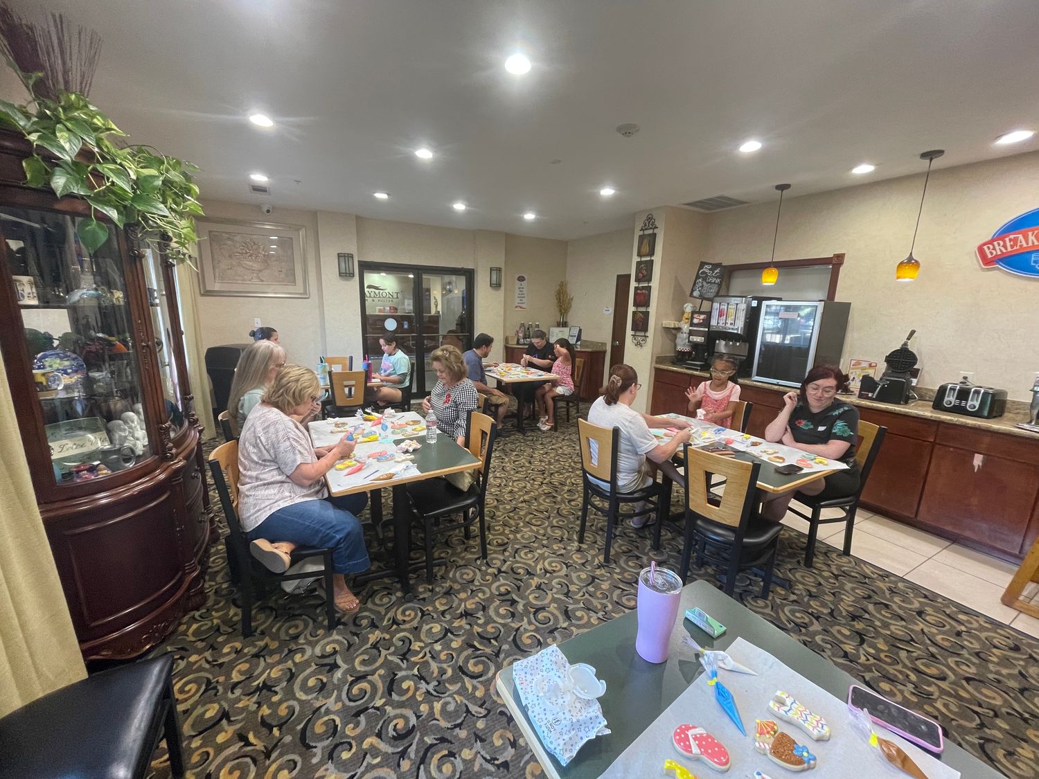 LOVELY LLAMA Cookie Decorating Workshop - SUNDAY, FEB 8th at 4 p.m. (TYLER)