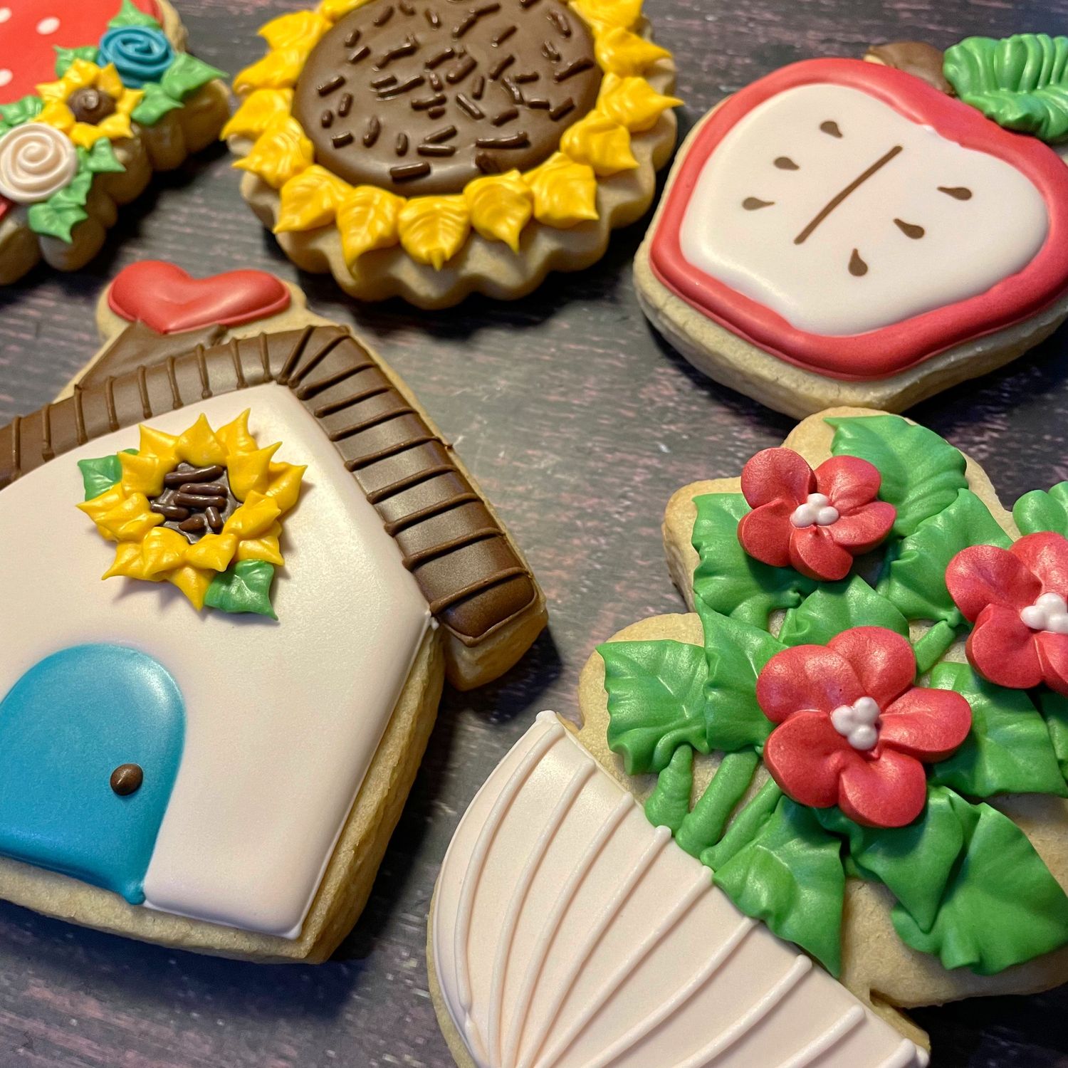 A HAPPY HOME SET (Dozen)