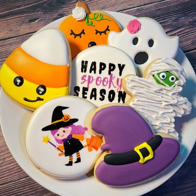 HAPPY SPOOKY SEASON SET