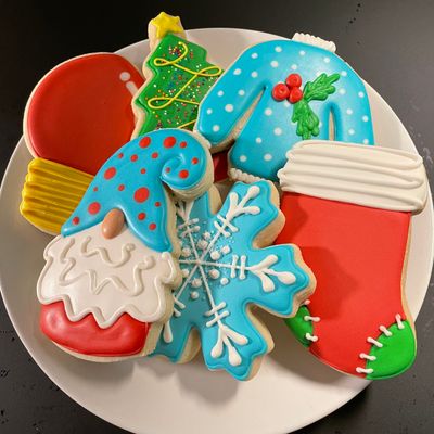 WINTER GNOME SET (Dozen) WINTER GNOME SET (Dozen)