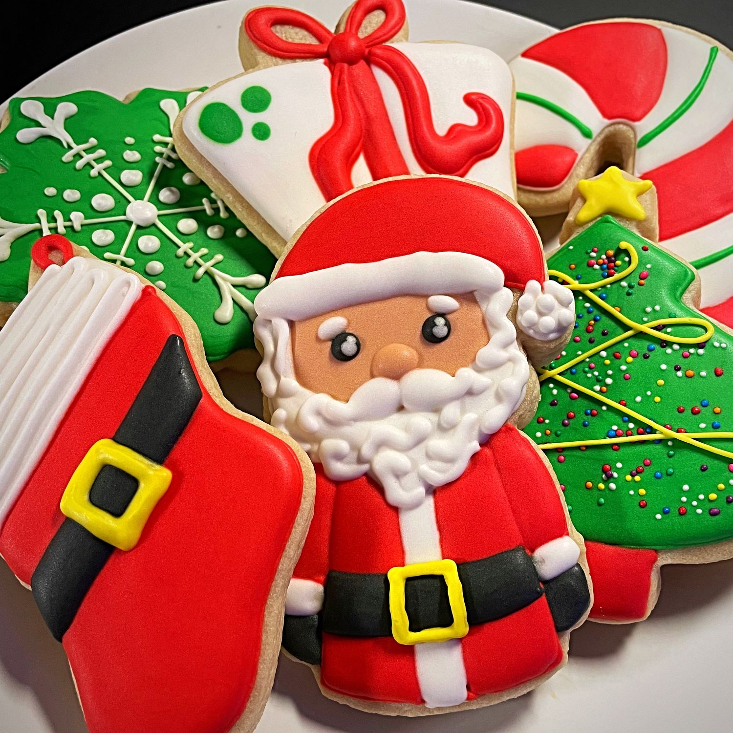 SANTA Cookie Decorating Workshop - FRIDAY, DEC 19th at 6 p.m. (WHITEHOUSE) SANTA Cookie Decorating Workshop - FRIDAY, DEC 19th at 6 p.m. (WHITEHOUSE)