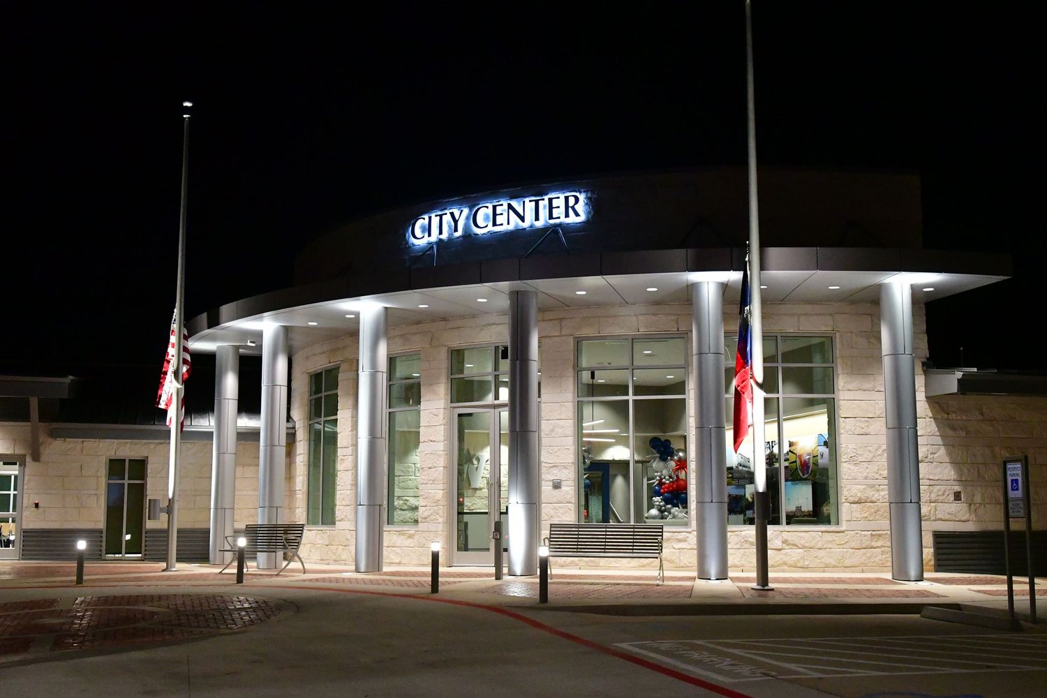 SANTA Cookie Decorating Workshop - FRIDAY, DEC 19th at 6 p.m. (WHITEHOUSE) SANTA Cookie Decorating Workshop - FRIDAY, DEC 19th at 6 p.m. (WHITEHOUSE)