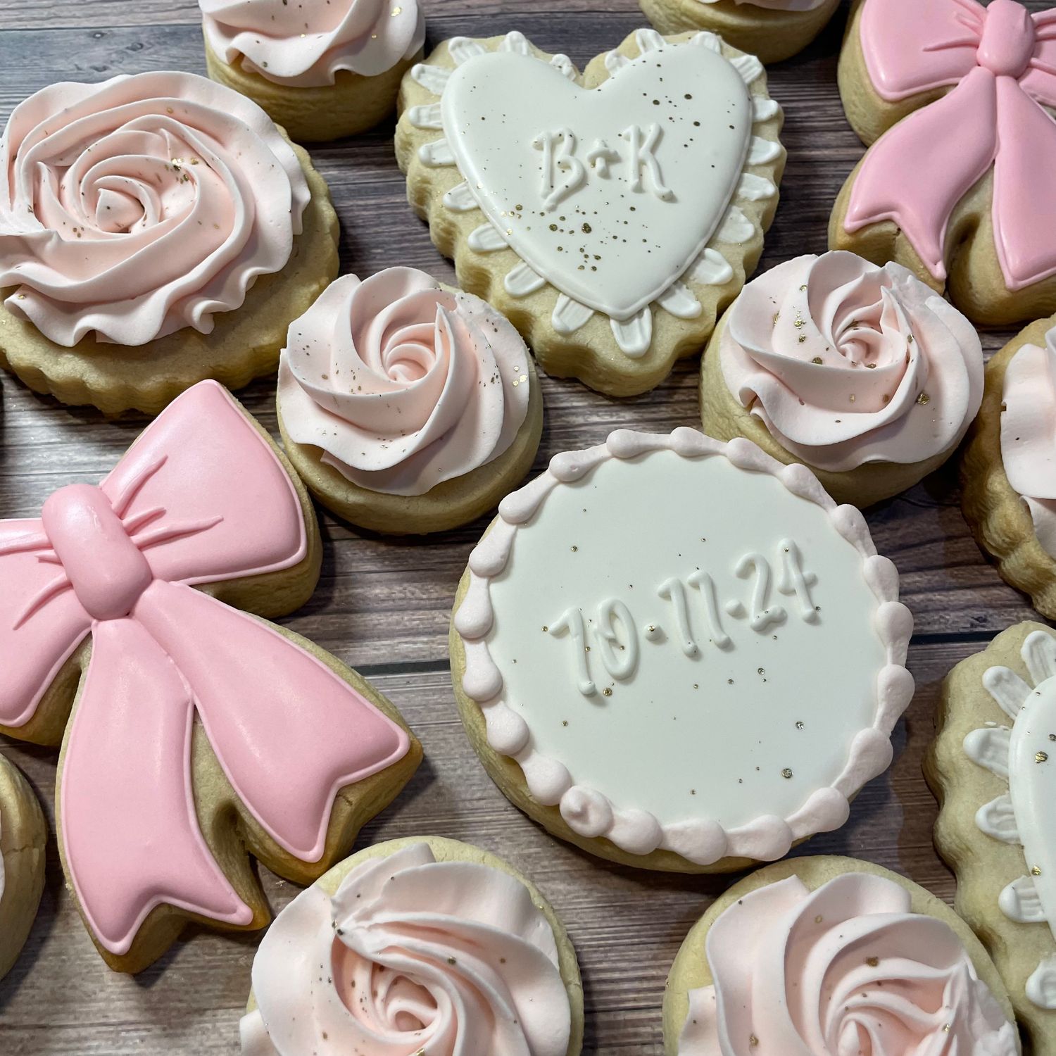 BRIDAL HAND DECORATED COOKIES